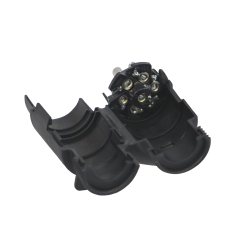7-POLIGER STECKER MIT SCHRAUBANSCHLUSS