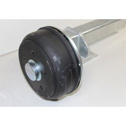 UNIVERSAL AXEL - JUSTERBAR 1420 - 1750mm MED BROMS 1400 KG 5X112 ("Knott")